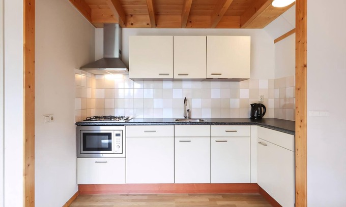 Witteveen House | 4-person children's bungalow in the holiday park Landal Orveltermarke