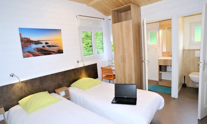 Merdrignac Ski Chalet | 4-person comfort chalet