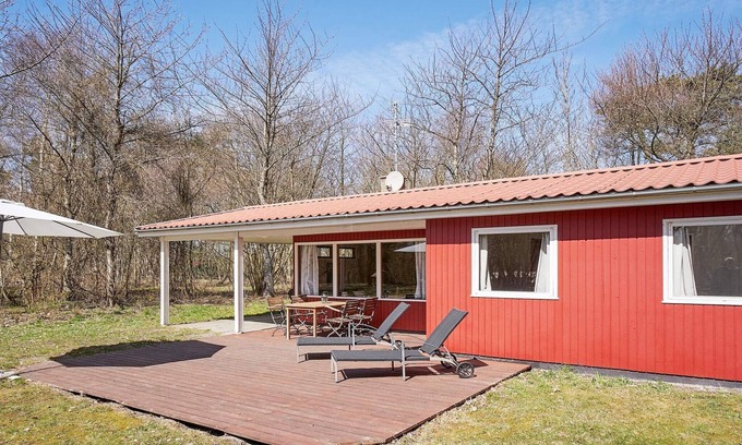Oster Somarken House | 4 person holiday home in Aakirkeby-By Traum