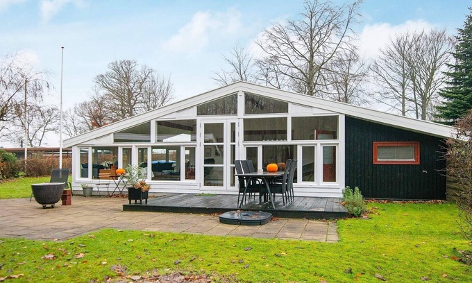 Allingabro House | 4 person holiday home in Allingåbro