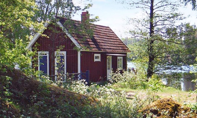 Tvetaryd House | 4 person holiday home in TVING