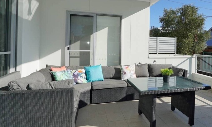 Perth Apartment | 4 star Eco Rated home Perth sleeps 4