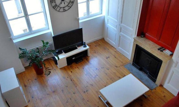 Jules Ferry - Recamier Apartment | 40 m² Apartment ∙ 1 bedroom ∙ 2 guests