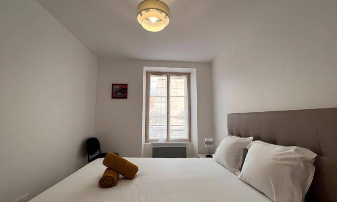 Ballon-Saint-Mars Apartment | 40 m² Apartment ∙ 1 bedroom ∙ 4 guests