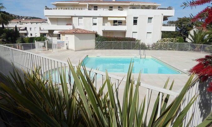 Cavalaire-sur-Mer Apartment | 40 m² Apartment ∙ 1 bedroom ∙ 4 guests