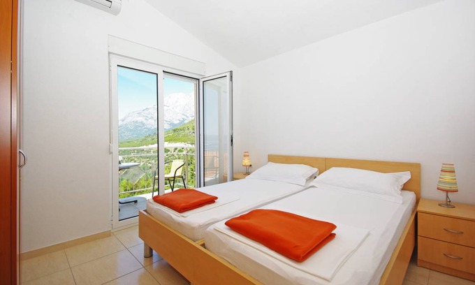 Bratus Apartment | 40 m² Apartment ∙ 2 bedrooms ∙ 3 guests