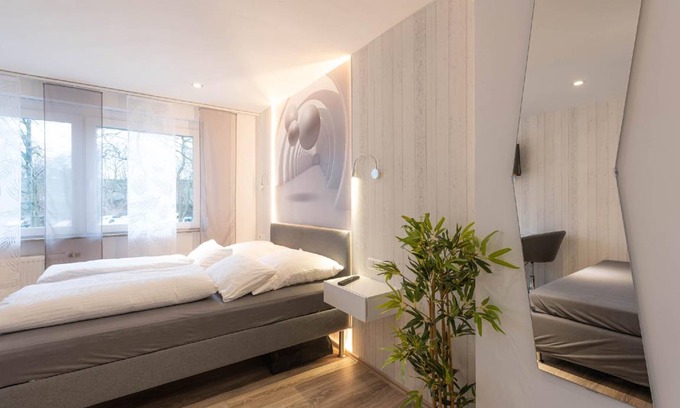Leverkusen Apartment | 40 m² Apartment ∙ 4 guests