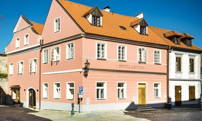 Cesky Krumlov Hotel | 40 m² Hotel ∙ 127 guests
