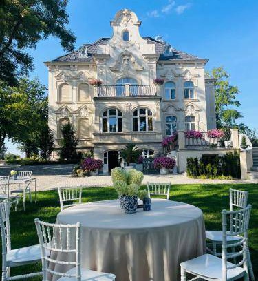 Gryzyna Hotel | 40 m² Hotel ∙ 2 guests