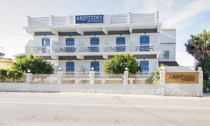 Perama Apartment | 40 m² Serviced apartment ∙ 2 bedrooms ∙ 127 guests