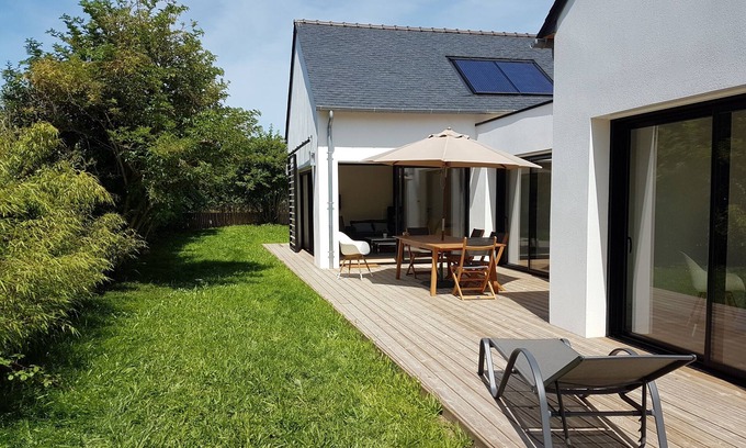 Benodet House | 400 m from the beach, single storey house open on enclosed garden