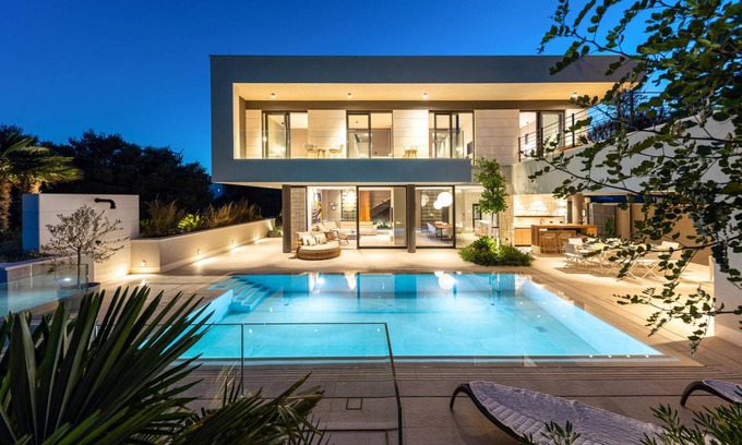 Rukavac House | 400 m² House ∙ 4 bedrooms ∙ 8 guests