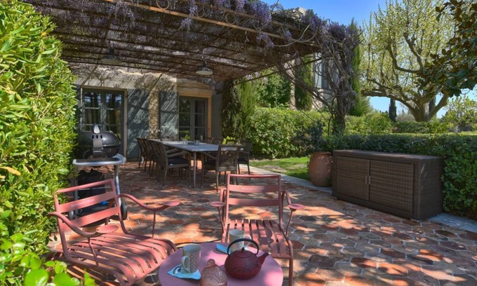 Eygalieres House | 400 m² House ∙ 7 bedrooms ∙ 14 guests