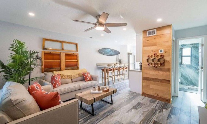 Cocoa Beach Apartment | 400 South - Unit B Su