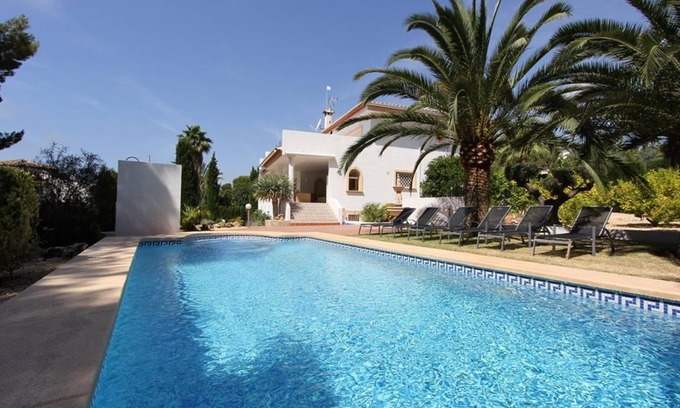 Moravit Villa | 4000 m² Villa ∙ 4 bedrooms ∙ 8 guests