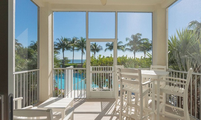 Rock Harbor House | 408 Mariners Club oceanfront | 3 Bed, 3 Bath