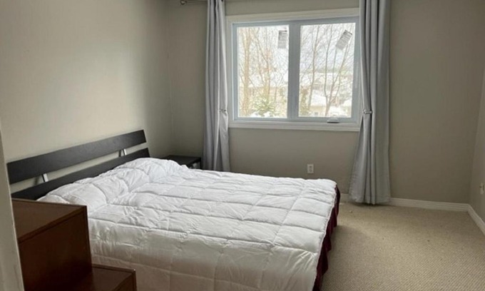 Stittsville - Basswood House | 41 Kathleen Cr