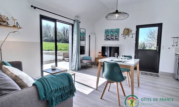 Le Palais House | 41 m² Gîte ∙ 1 bedroom ∙ 2 guests