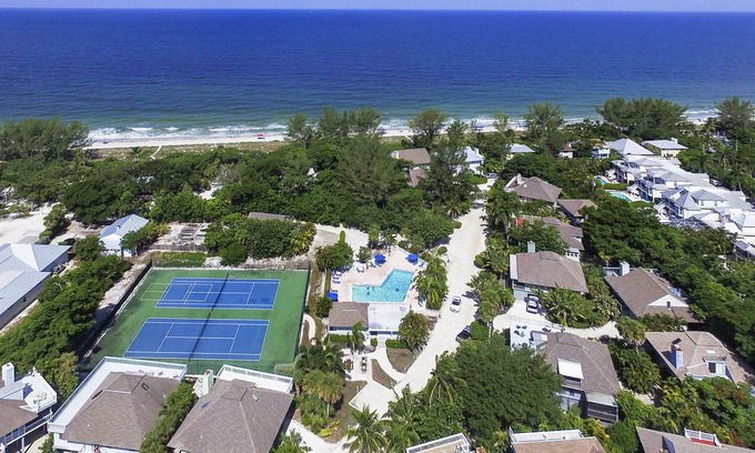 Captiva House | 41 Sunset Captiva 2 Bedroom / 2.5 Bath House