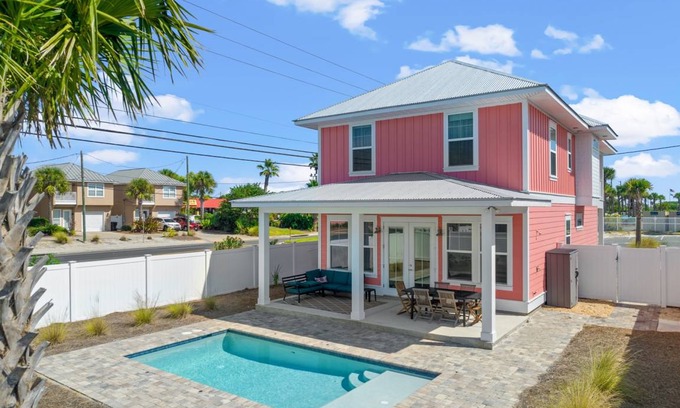 Silver Sands Beach House | 4101 Choctaw St - Luxury Beach House With Private Pool - Minutes From the Beach!