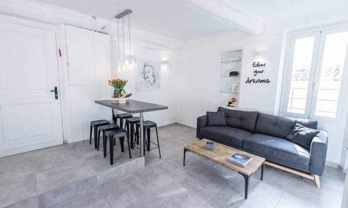 Cannes City Centre Apartment | 42 m² Apartment ∙ 1 bedroom ∙ 3 guests