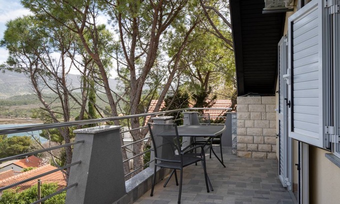 Donji Karin Apartment | 42 m² Apartment ∙ 2 bedrooms ∙ 5 guests
