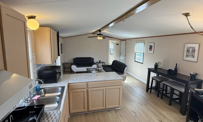 Belleville Bed & Breakfast | 420 Oasis