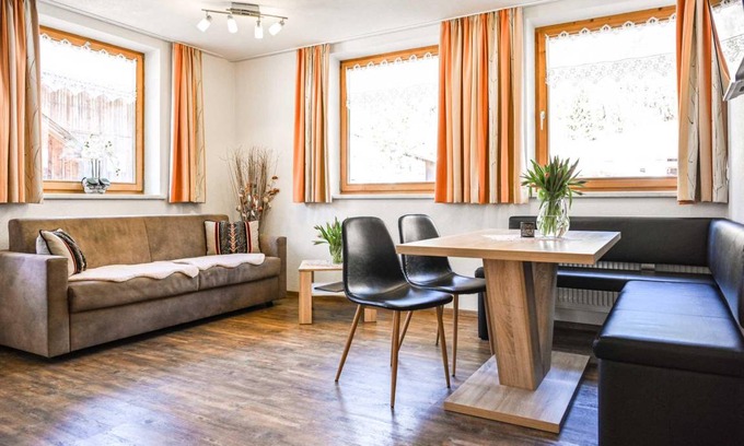 Elbigenalp Apartment | 43 m² Apartment ∙ 1 bedroom ∙ 4 guests