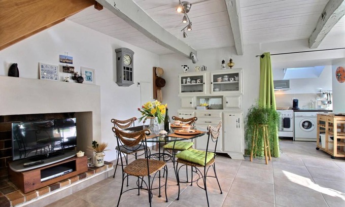 Saint-Alban House | 43 m² Gîte ∙ 1 bedroom ∙ 2 guests