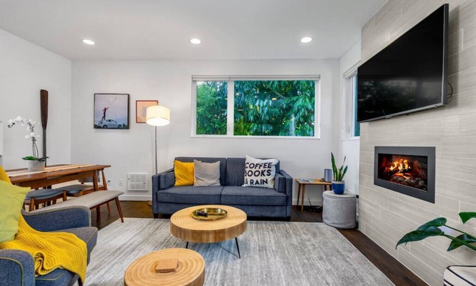 Fremont House | 4313 Fremont · 3b2.5b Fremont Gem w/Seattle Skyline & Lake View