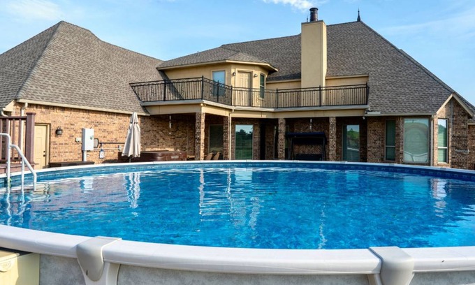Pottawatomie County House | 437 m² House ∙ 6 bedrooms ∙ 15 guests