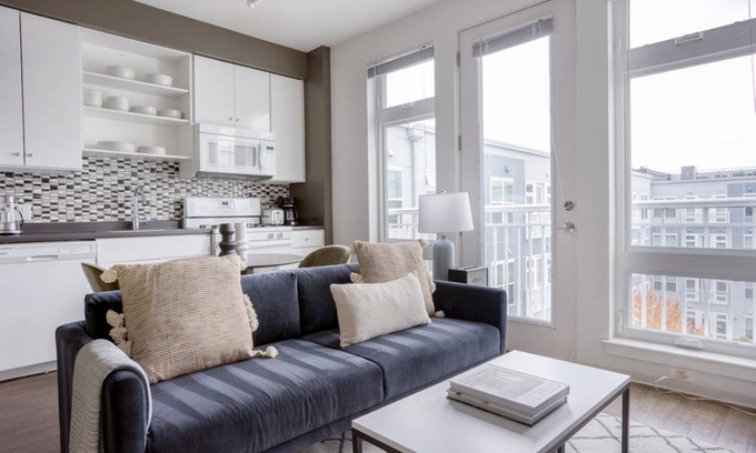 Assembly Square Apartment | 44 m² Apartment ∙ 2 guests