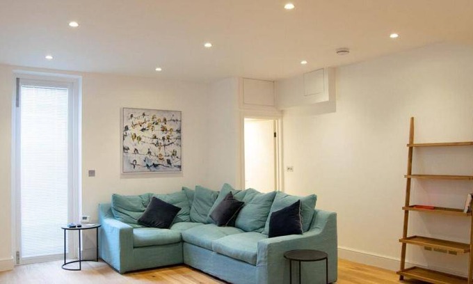 Warwick Apartment | 44 m² Apartment ∙ 1 bedroom ∙ 2 guests
