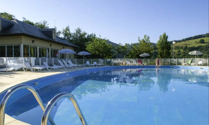 Saint-Geniez-d'Olt Apartment | 45 m² Apartment ∙ 2 bedrooms ∙ 8 guests