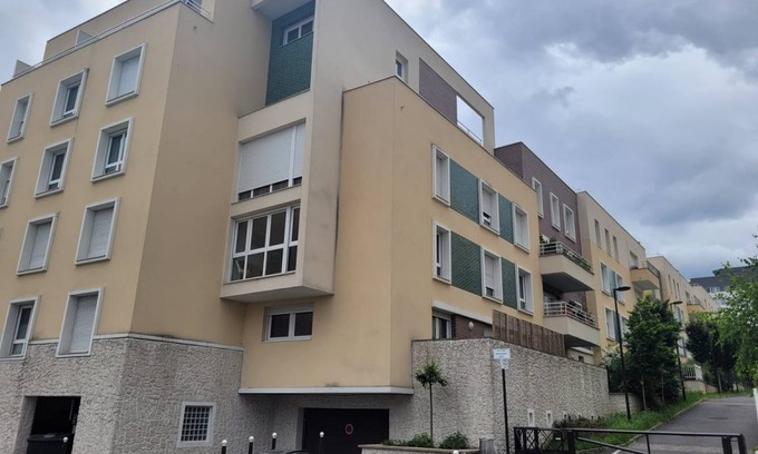 Petit-Ivry Apartment | 45 m² Apartment ∙ 1 bedroom ∙ 2 guests
