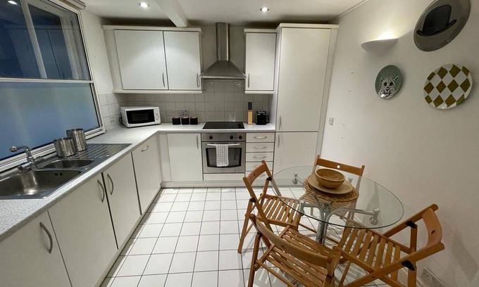 Bishopsgate Apartment | 45 m² Apartment ∙ 1 bedroom ∙ 4 guests
