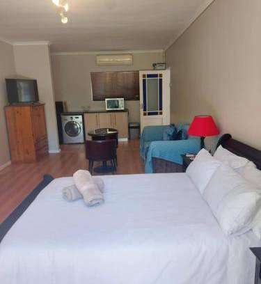 Durbanville Apartment | 45 m² Apartment ∙ 1 bedroom ∙ 2 guests