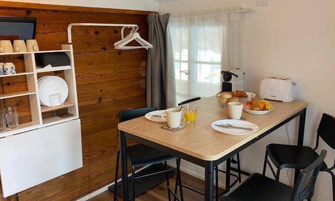 Unterseen Apartment | 45 m² Apartment ∙ 1 bedroom ∙ 4 guests