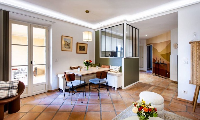Pont Royal Condo | 45 m² Condo ∙ 1 bedroom ∙ 4 guests