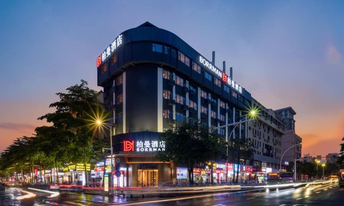 East District Hotel | 45 m² Hotel ∙ 127 guests