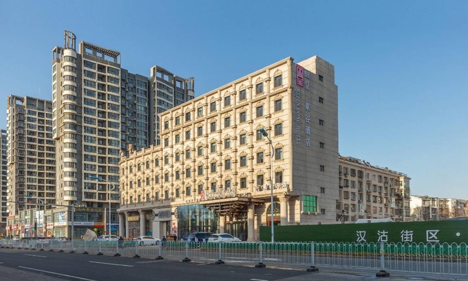 Lunan District Hotel | 45 m² Hotel ∙ 127 guests