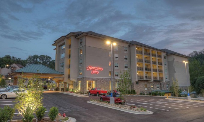 Gatlinburg Hotel | 45 m² Hotel ∙ 127 guests