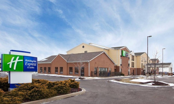Streetsboro Hotel | 45 m² Hotel ∙ 127 guests
