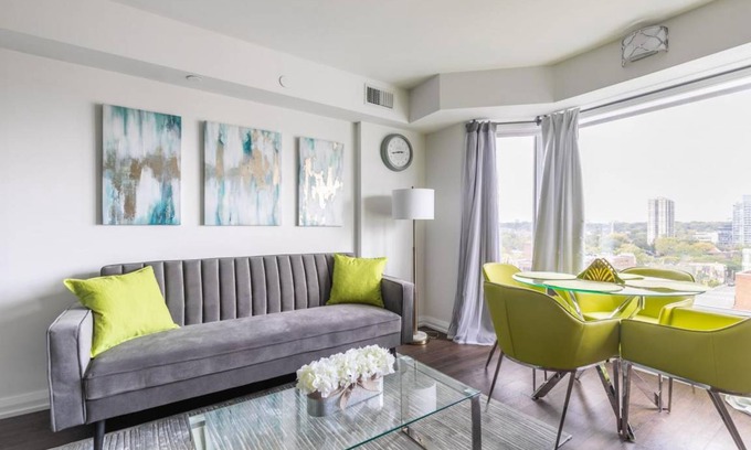 Bloor-Yorkville Apartment | 46 m² Apartment ∙ 1 bedroom ∙ 4 guests