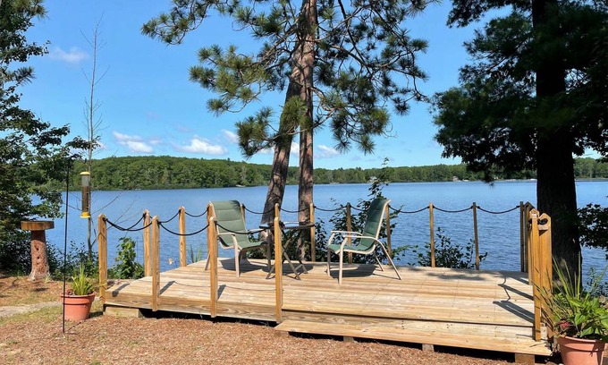 Interlochen House | 46 m² House ∙ 2 bedrooms ∙ 6 guests