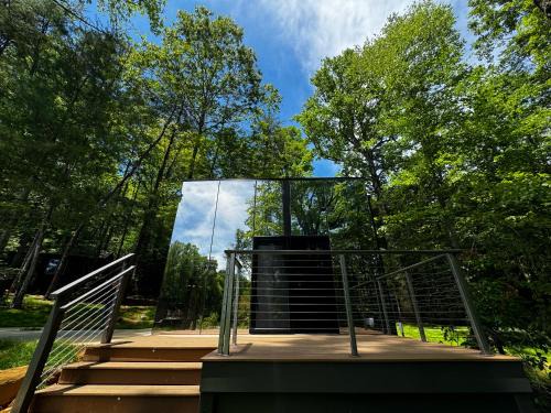 Balsam Grove House | 460 Reflections Mirror Cabin