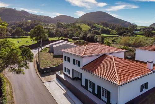 Senhora dos Aflitos House | 466 m² House ∙ 5 bedrooms ∙ 15 guests
