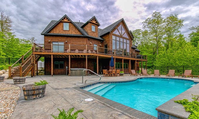 Sunday River Area House | 474 m² House ∙ 7 bedrooms ∙ 16 guests