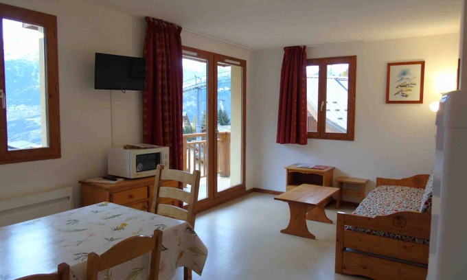 Valfrejus Apartment | 48 m² Apartment ∙ 3 bedrooms ∙ 8 guests