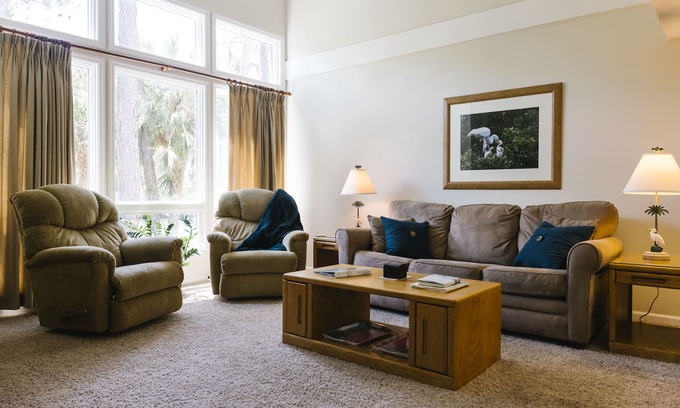 Ocean Ridge House | 482 Egrets Pointe Gated Resort, Free Amenity Pass. Sleeps 6